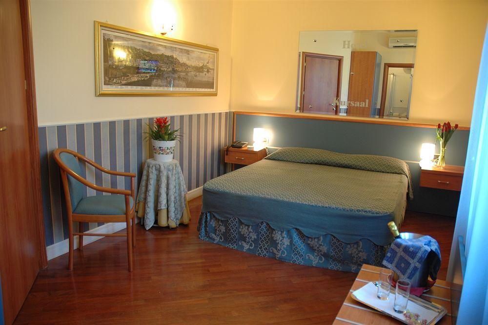 Hotel Kursaal Νάπολη Εξωτερικό φωτογραφία